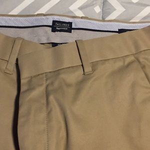 Gap Tailored Khakis - 32/32